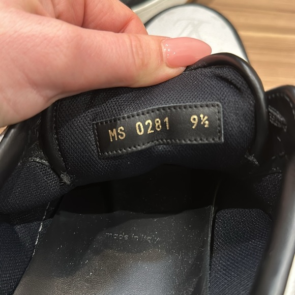 Men’s Louis Vuitton Sneakers Fits US Size 11.5 - Picture 5 of 7